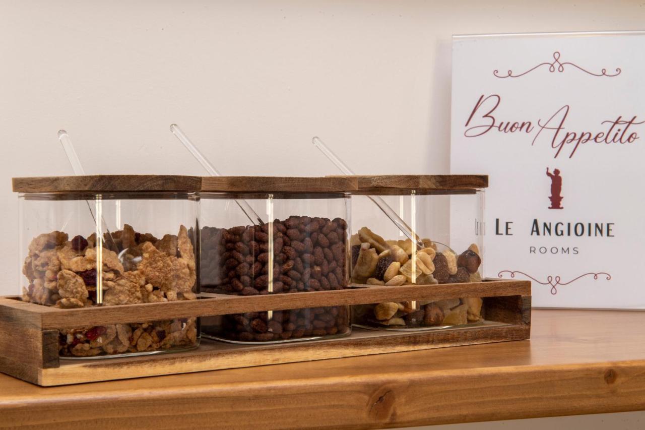 Le Angioine Rooms 나폴리 외부 사진