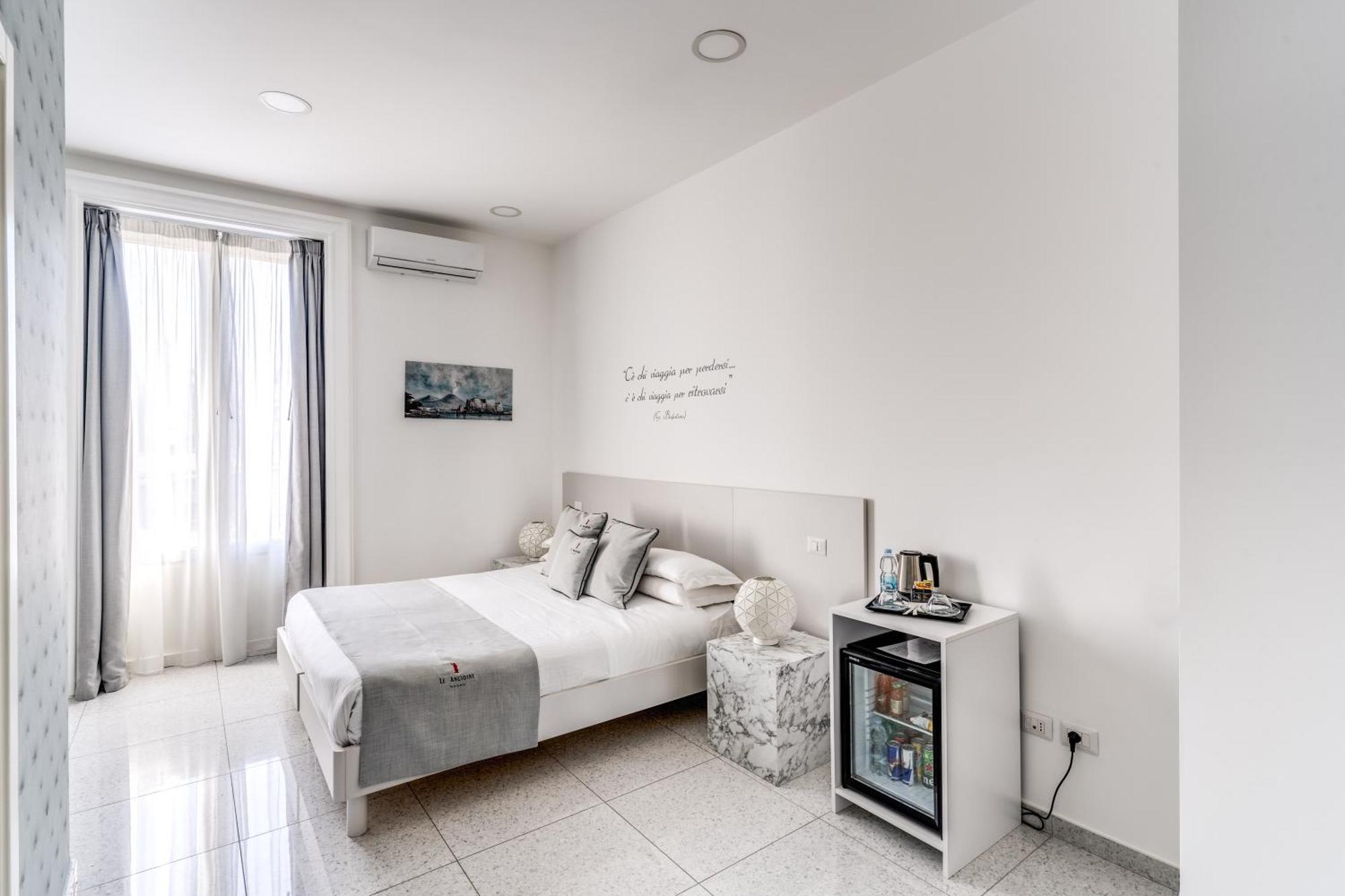 Le Angioine Rooms 나폴리 외부 사진